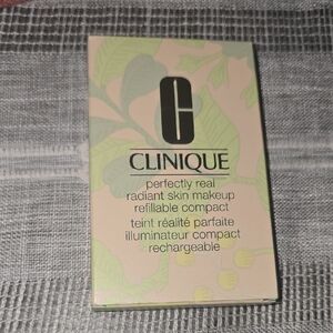 Clinique Perfectly Real Compact with Green Floral Design